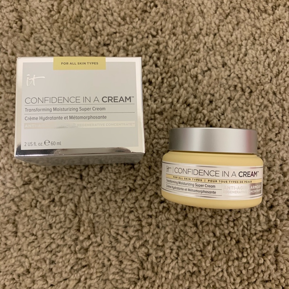It Cosmetics Confidence In A Cream Moisturizer